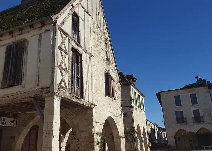 La Petite - Nyaraló *